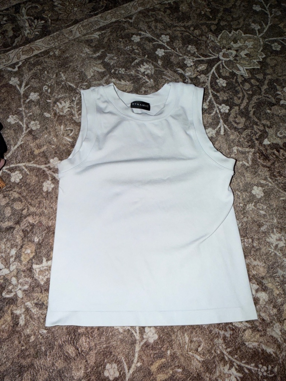 Dynamic White Sleeveless Tank Top